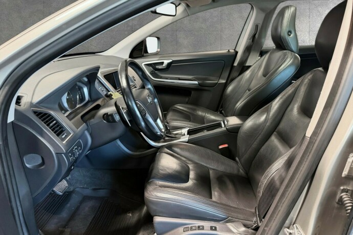 volvo-xc-60-diesel-2014-big-9