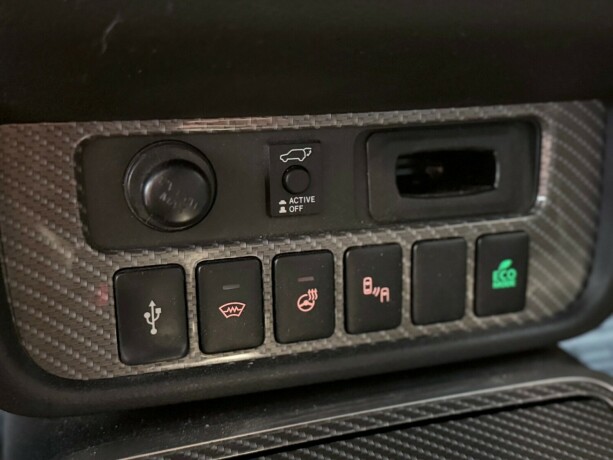 mitsubishi-outlander-elektrisitetbensin-2020-big-23