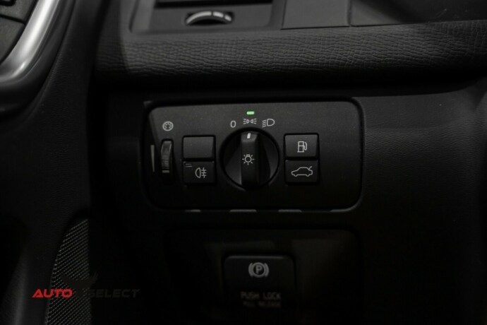 volvo-xc-60-diesel-2013-big-27