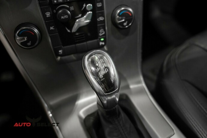 volvo-xc-60-diesel-2013-big-34