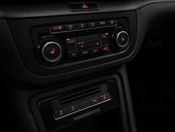volkswagen-sharan-diesel-2012-big-10