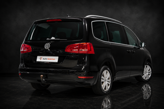 volkswagen-sharan-diesel-2012-big-1