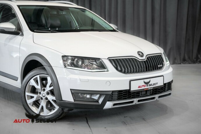 skoda-octavia-scout-bensin-2015-big-1