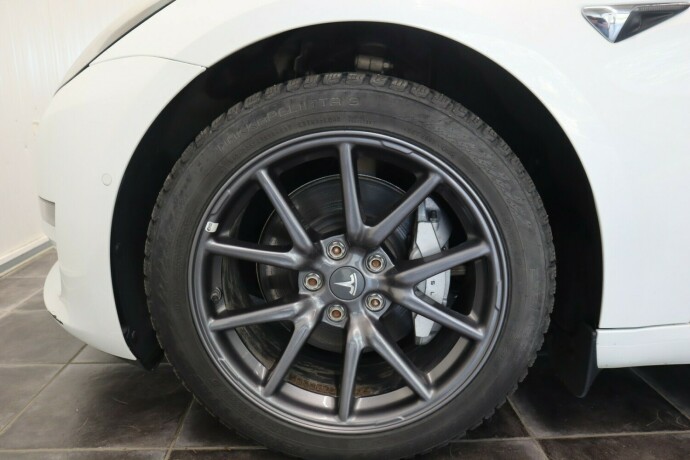 tesla-model-3-elektrisitet-2020-big-31