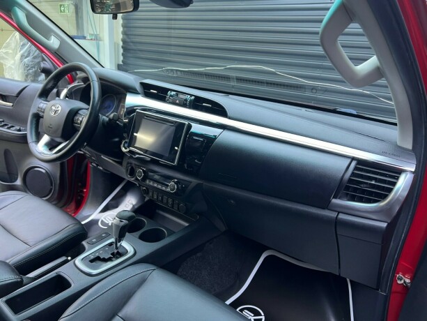 toyota-hilux-diesel-2016-big-10