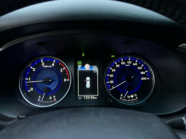 toyota-hilux-diesel-2016-big-14