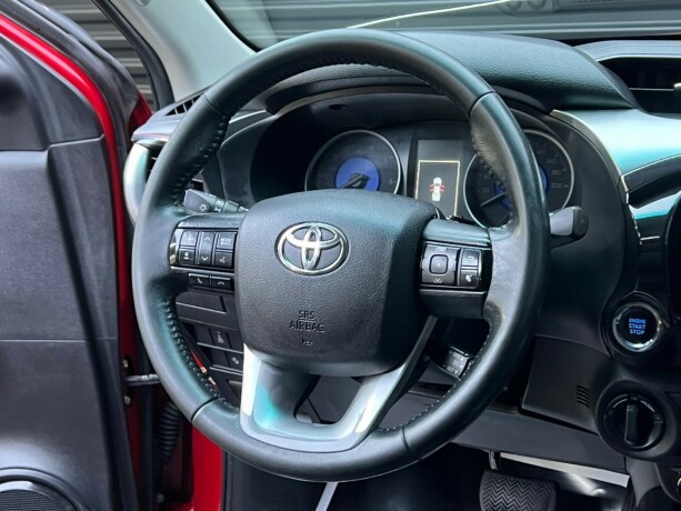 toyota-hilux-diesel-2016-big-11