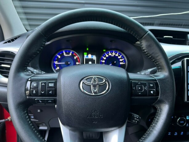 toyota-hilux-diesel-2016-big-12