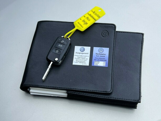 volkswagen-polo-cross-diesel-2011-big-26