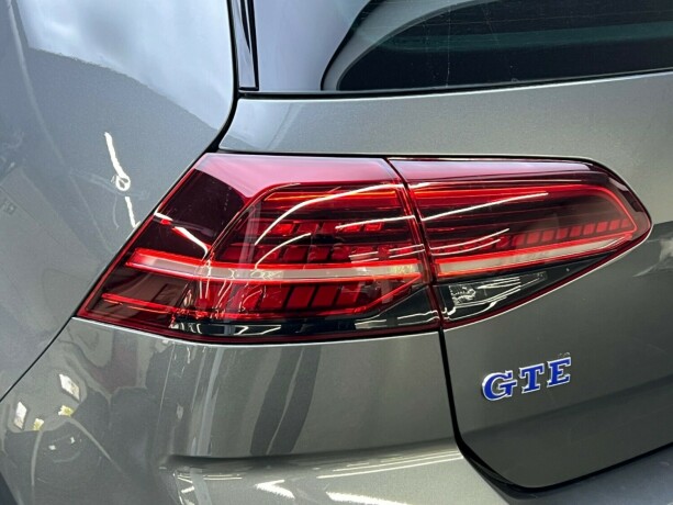 volkswagen-golf-elektrisitetbensin-2018-big-6