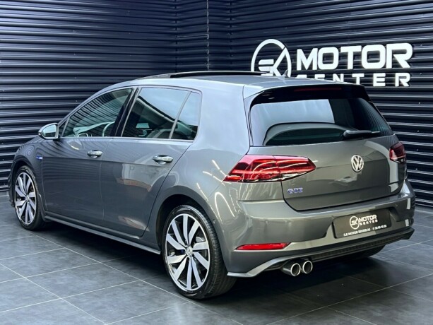 volkswagen-golf-elektrisitetbensin-2018-big-1