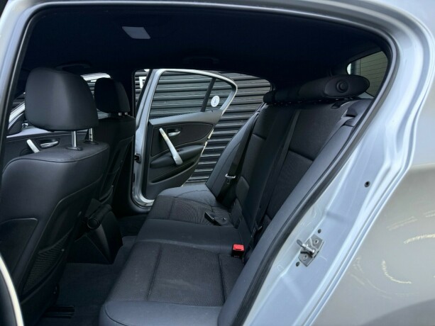 bmw-118d-diesel-2009-big-28