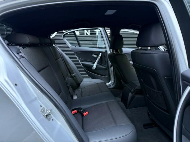 bmw-118d-diesel-2009-big-29