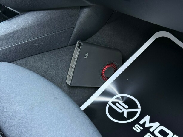 bmw-118d-diesel-2009-big-30