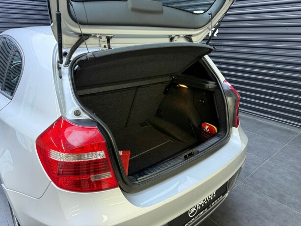 bmw-118d-diesel-2009-big-31