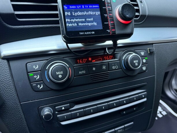 bmw-118d-diesel-2009-big-22