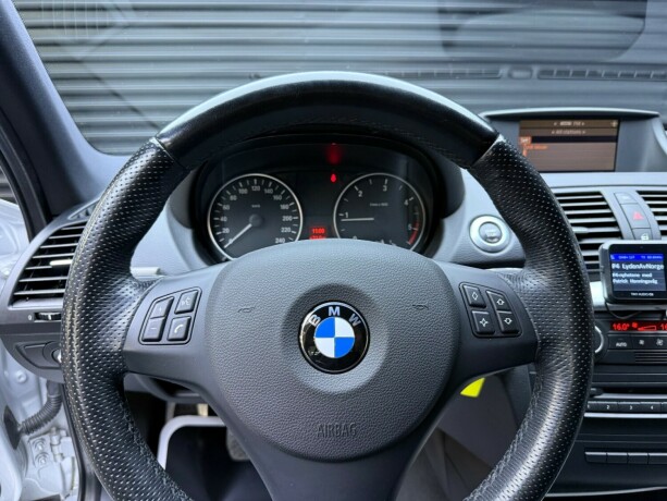 bmw-118d-diesel-2009-big-13