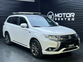 Mitsubishi | Outlander | Elektrisitet+bensin | 2017