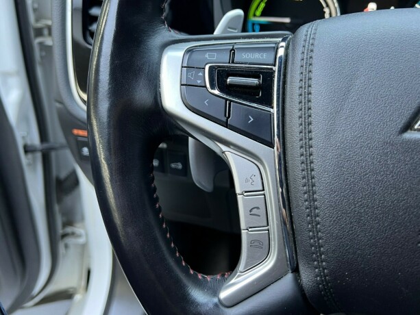 mitsubishi-outlander-elektrisitetbensin-2017-big-14