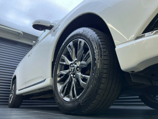 mitsubishi-outlander-elektrisitetbensin-2017-big-7