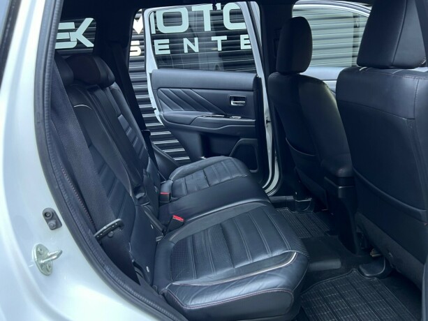 mitsubishi-outlander-elektrisitetbensin-2017-big-32