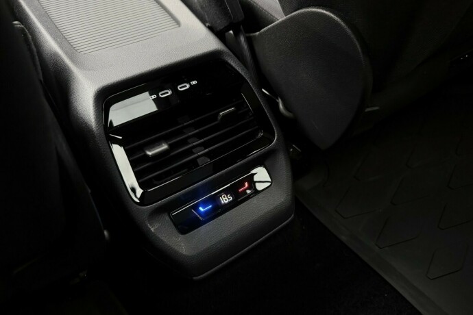 volkswagen-id4-gtx-elektrisitet-2022-big-25