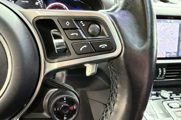 porsche-cayenne-bensin-2020-big-27