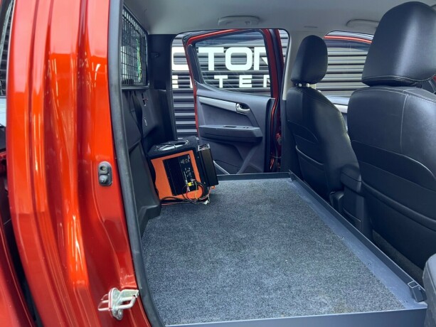 isuzu-d-max-diesel-2016-big-28