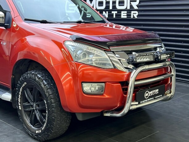 isuzu-d-max-diesel-2016-big-2