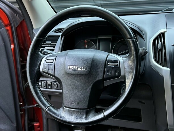 isuzu-d-max-diesel-2016-big-13