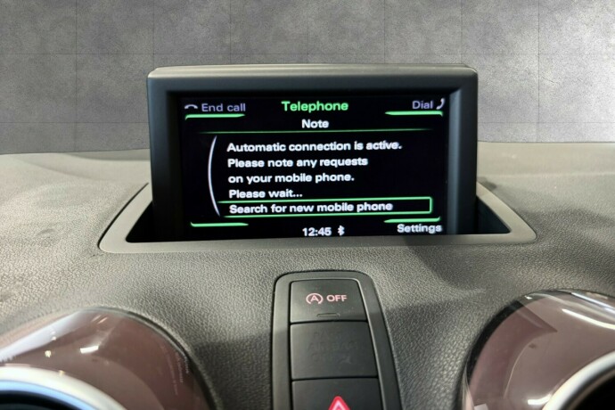 audi-a1-bensin-2012-big-20
