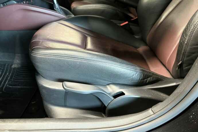 audi-a1-bensin-2012-big-26