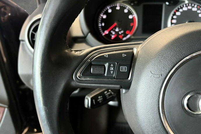 audi-a1-bensin-2012-big-15