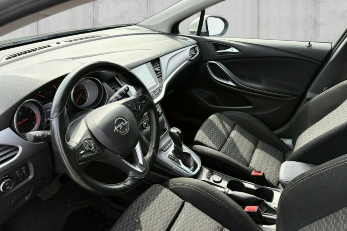 opel-astra-bensin-2016-big-8