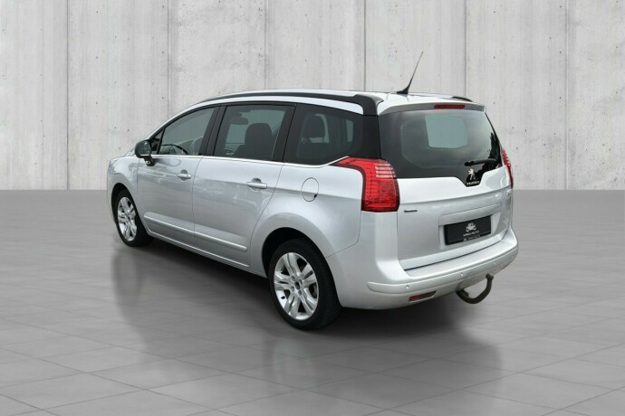 peugeot-5008-diesel-2015-big-3