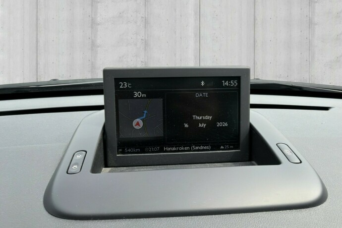 peugeot-5008-diesel-2015-big-12