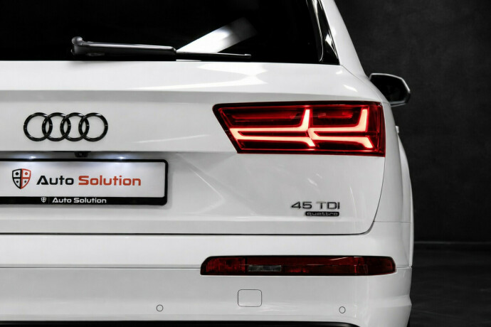 audi-q7-elektrisitetdiesel-2018-big-22