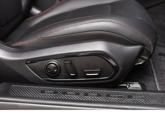 dodge-charger-elektrisitet-2025-big-16