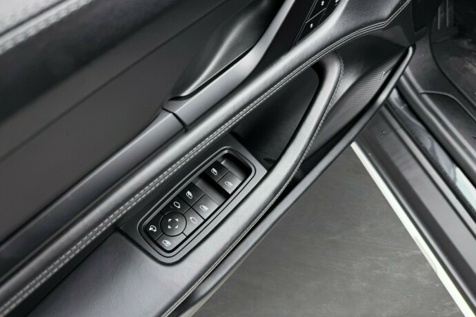 porsche-taycan-cross-turismo-elektrisitet-2022-big-49