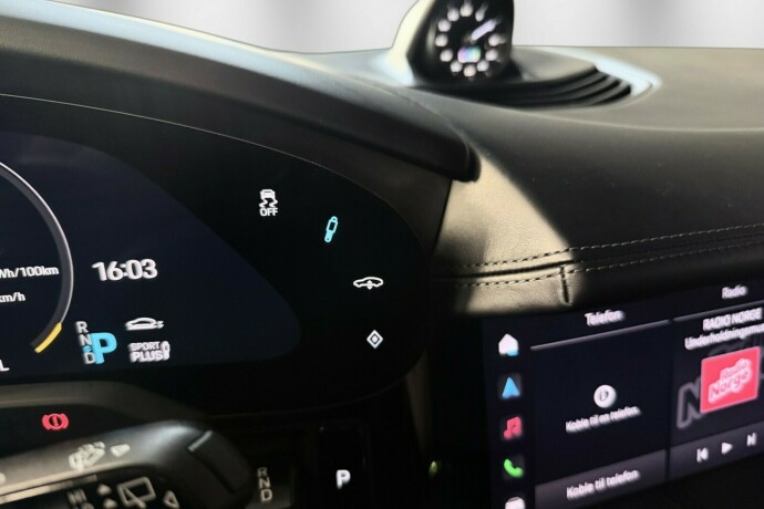 porsche-taycan-4-elektrisitet-2022-big-19