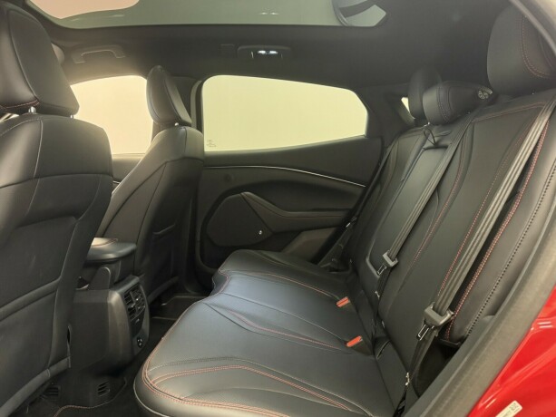 ford-mustang-mach-e-elektrisitet-2022-big-8