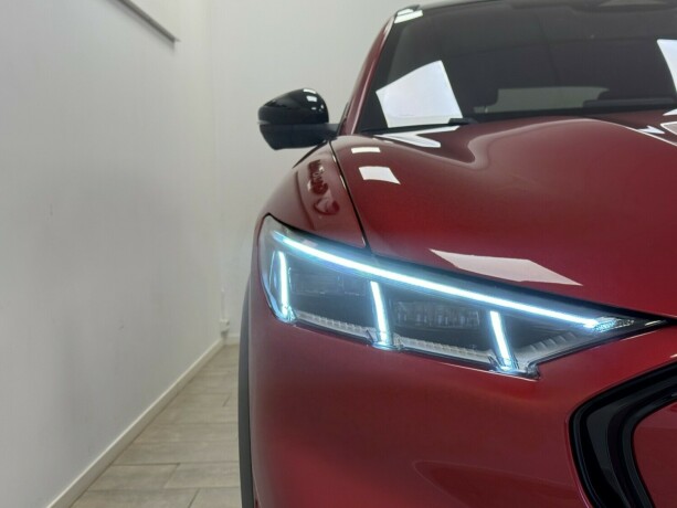 ford-mustang-mach-e-elektrisitet-2022-big-4