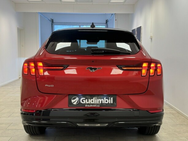 ford-mustang-mach-e-elektrisitet-2022-big-23