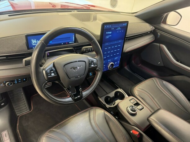 ford-mustang-mach-e-elektrisitet-2022-big-6