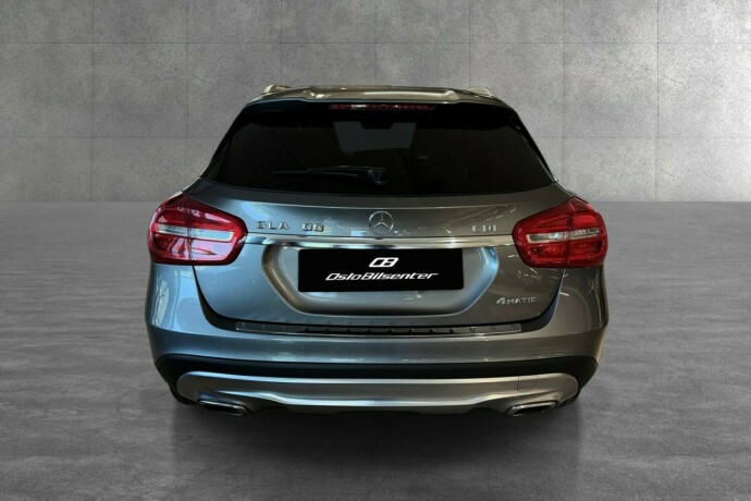 mercedes-benz-gla200-diesel-2015-big-4