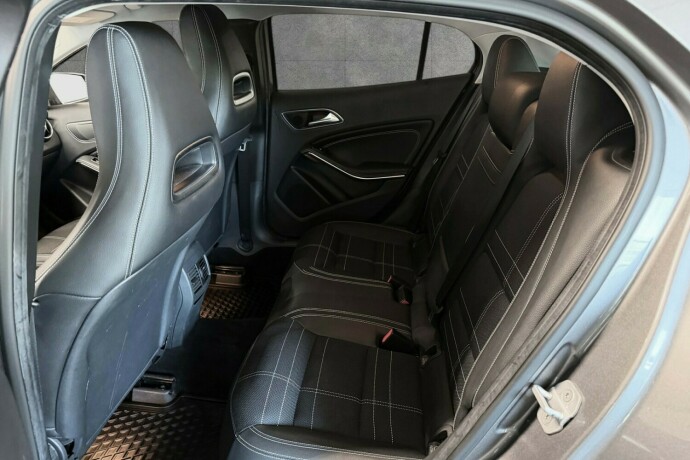mercedes-benz-gla200-diesel-2015-big-19
