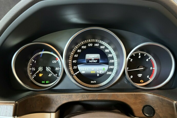 mercedes-benz-e-klasse-diesel-2014-big-17