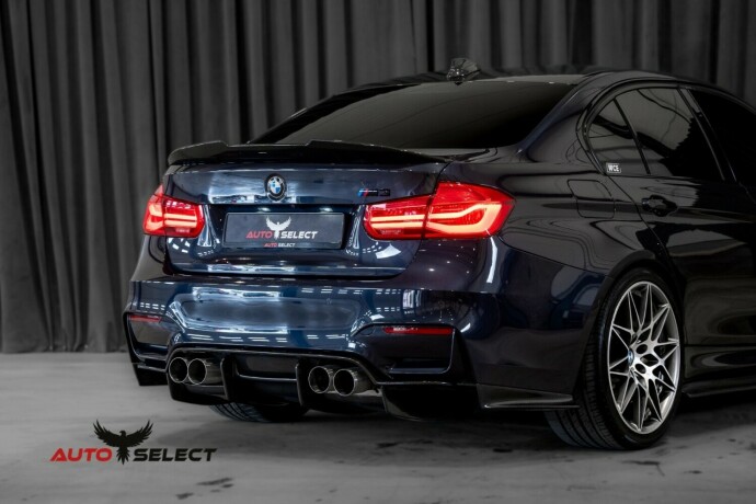 bmw-m3-bensin-2017-big-15