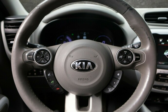 kia-soul-elektrisitet-2017-big-6