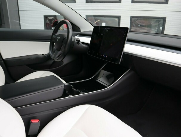 tesla-model-3-elektrisitet-2019-big-12